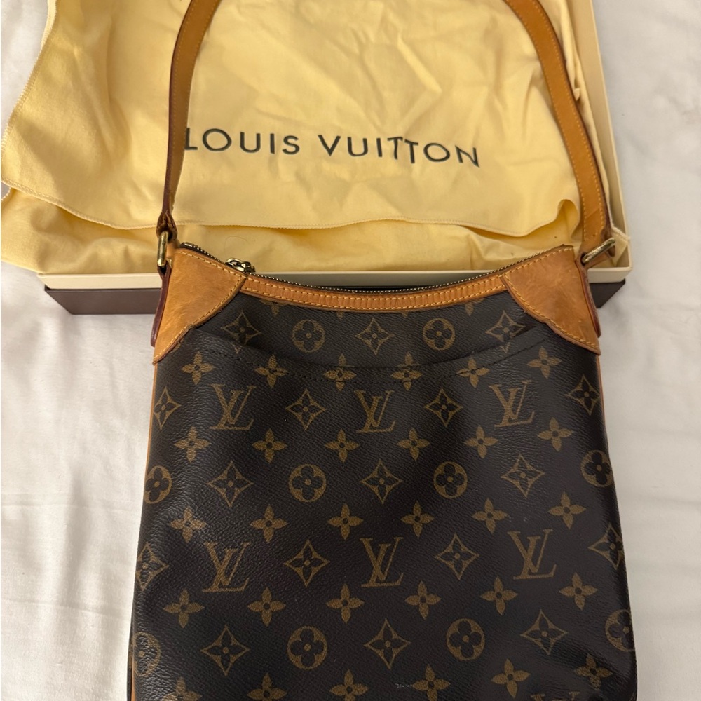 Louis Vuitton Authentic Odeon PM Brown Monogram Shoulder Bag